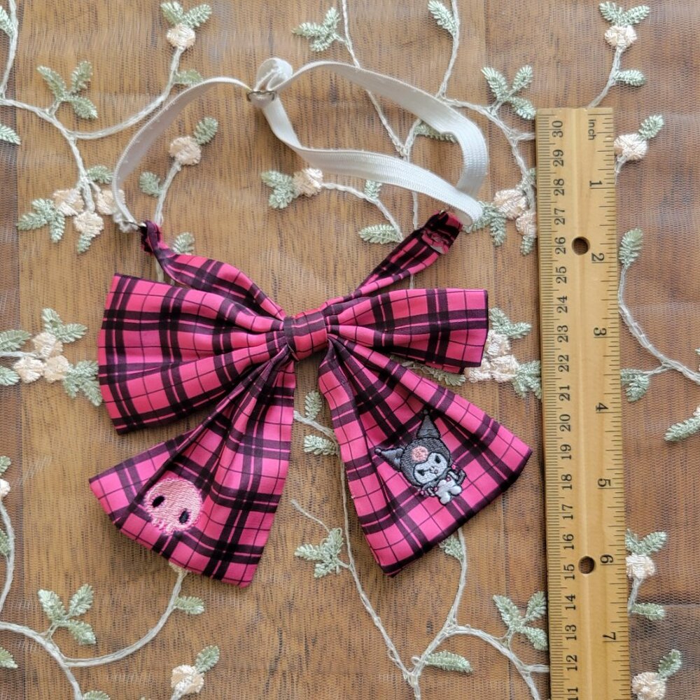 SANRIO Kuromi Hot Pink Plaid Bow Choker - Picture 6 of 6